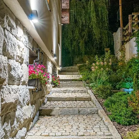 Κατάλυμα σε φάρμα Corno Owca *